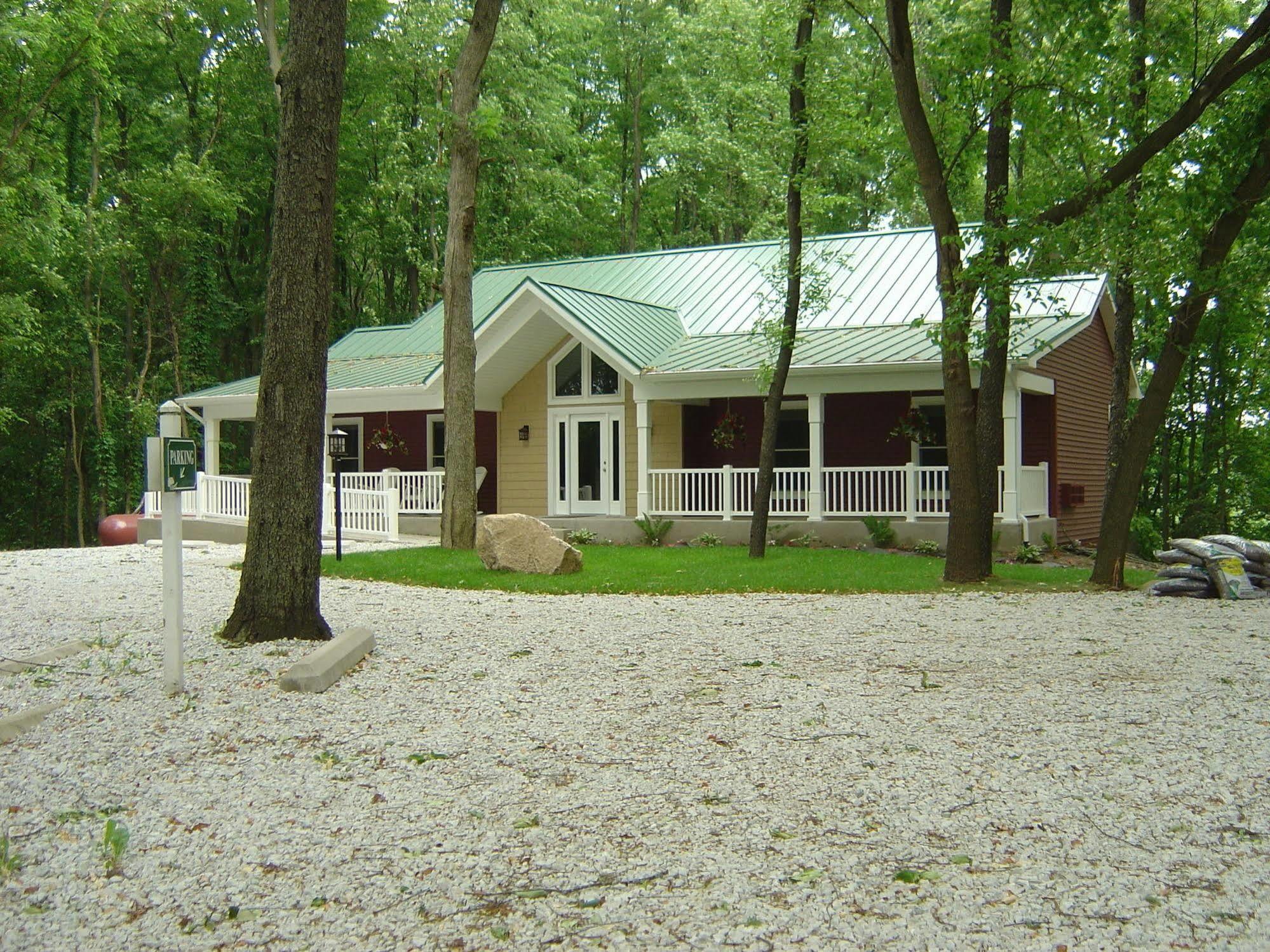 Middlebury That Pretty Place Bed & Breakfast מראה חיצוני תמונה