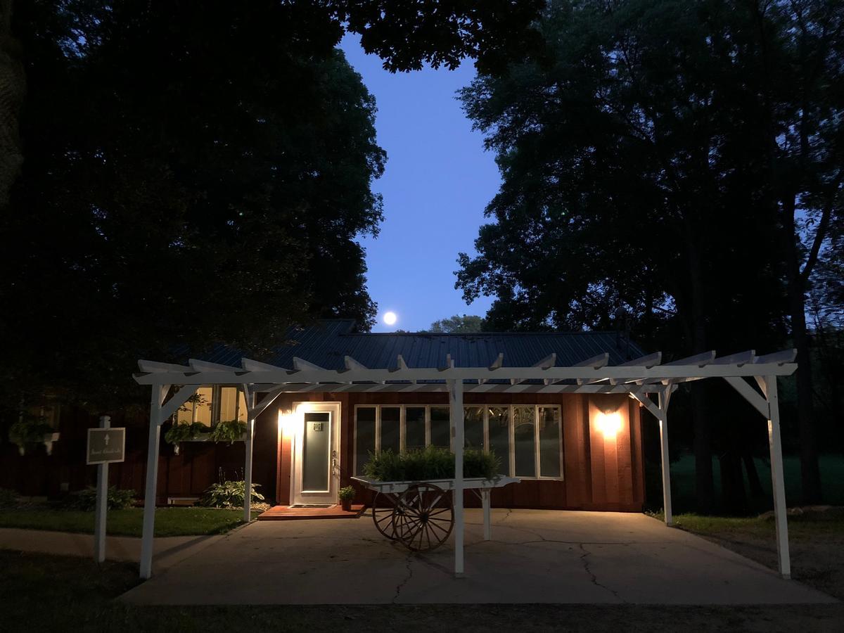 Middlebury That Pretty Place Bed & Breakfast מראה חיצוני תמונה