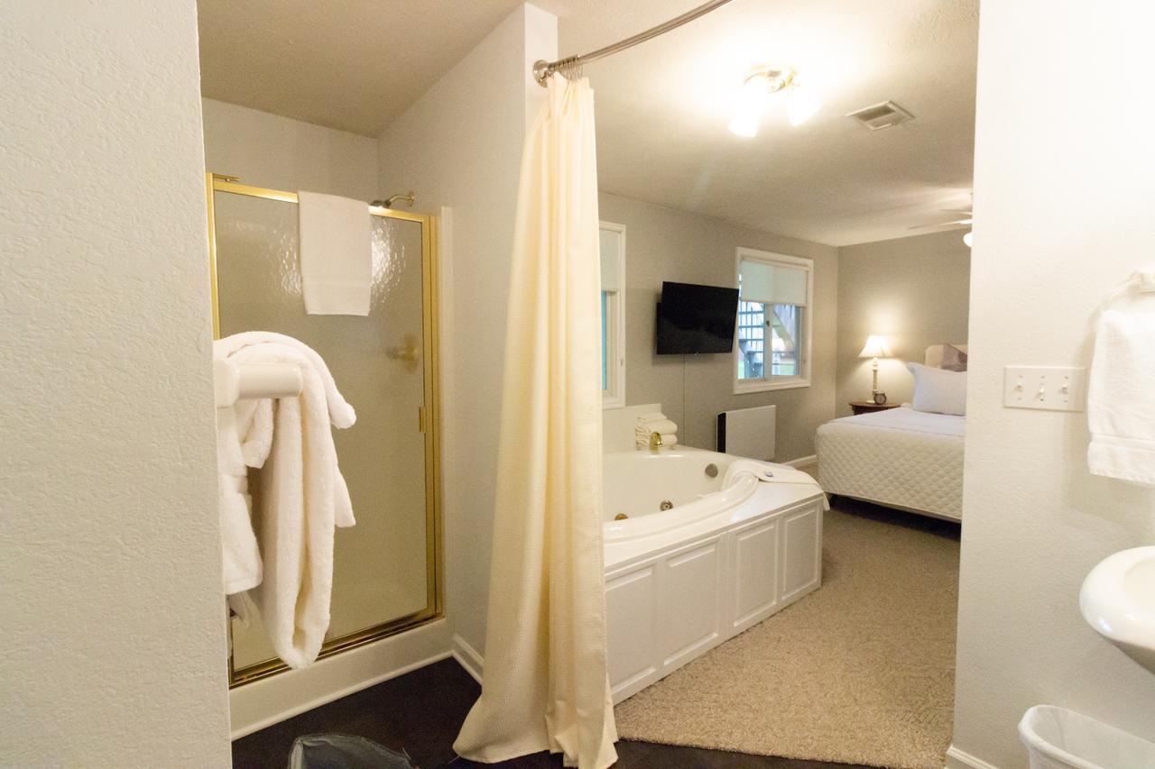 Middlebury That Pretty Place Bed & Breakfast מראה חיצוני תמונה