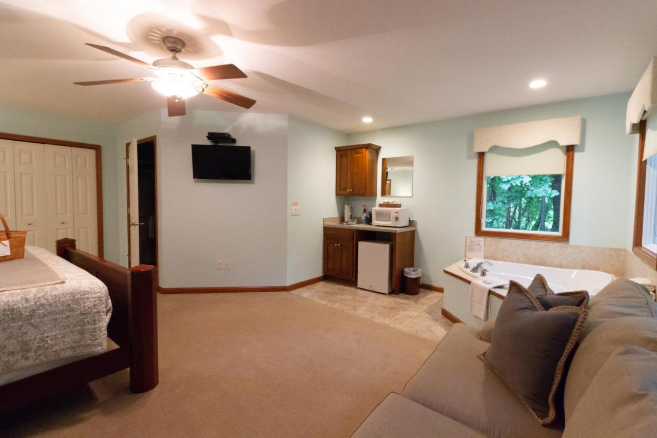 Middlebury That Pretty Place Bed & Breakfast מראה חיצוני תמונה